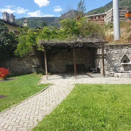 Monica ' S House